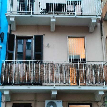 Апартаменти Da Ale E Cate - In Centro A San Benedetto Сан-Бенедетто-дель-Тронто Екстер'єр фото