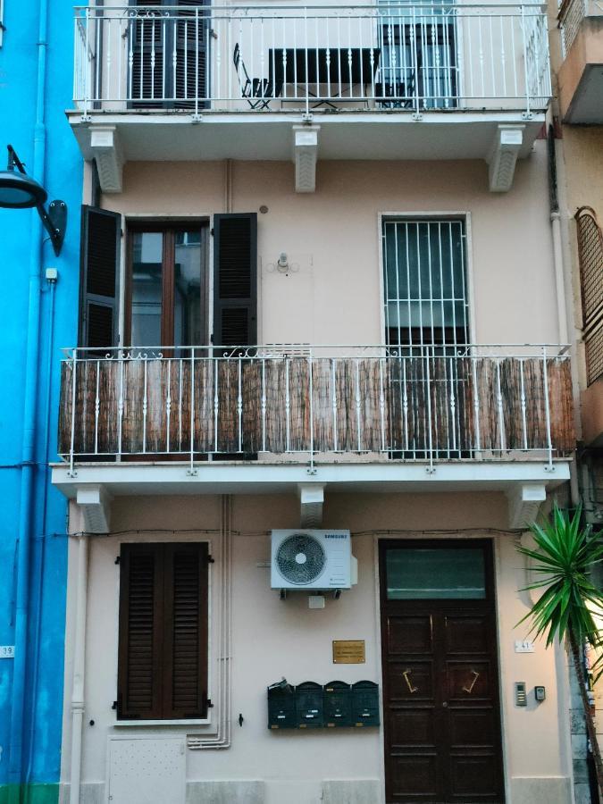 Апартаменти Da Ale E Cate - In Centro A San Benedetto Сан-Бенедетто-дель-Тронто Екстер'єр фото