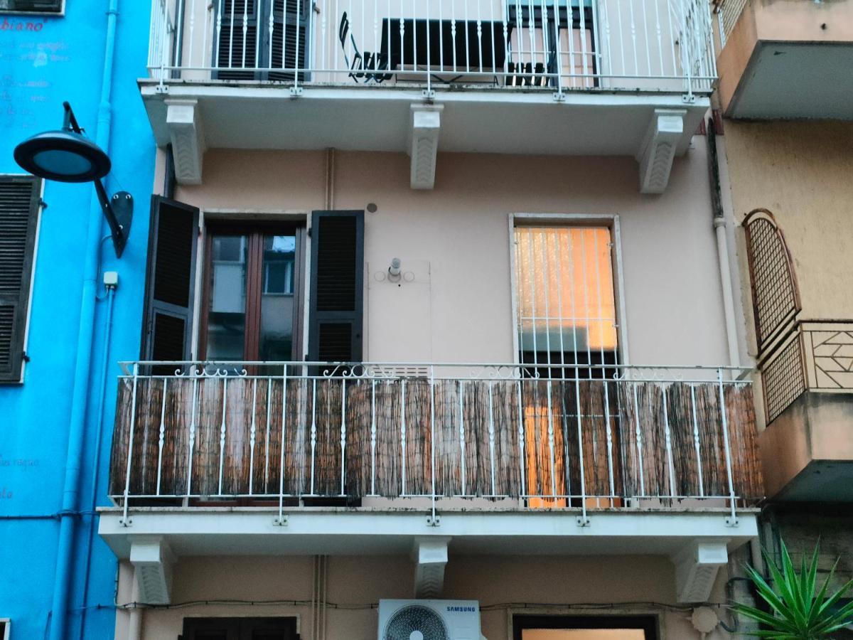 Апартаменти Da Ale E Cate - In Centro A San Benedetto Сан-Бенедетто-дель-Тронто Екстер'єр фото